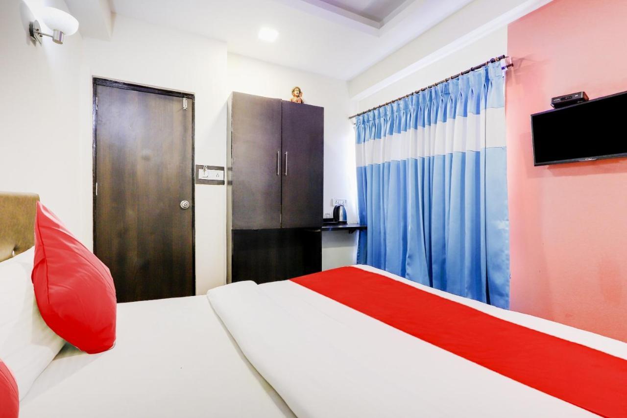Oyo Hotel Dash Vadodara Zewnętrze zdjęcie
