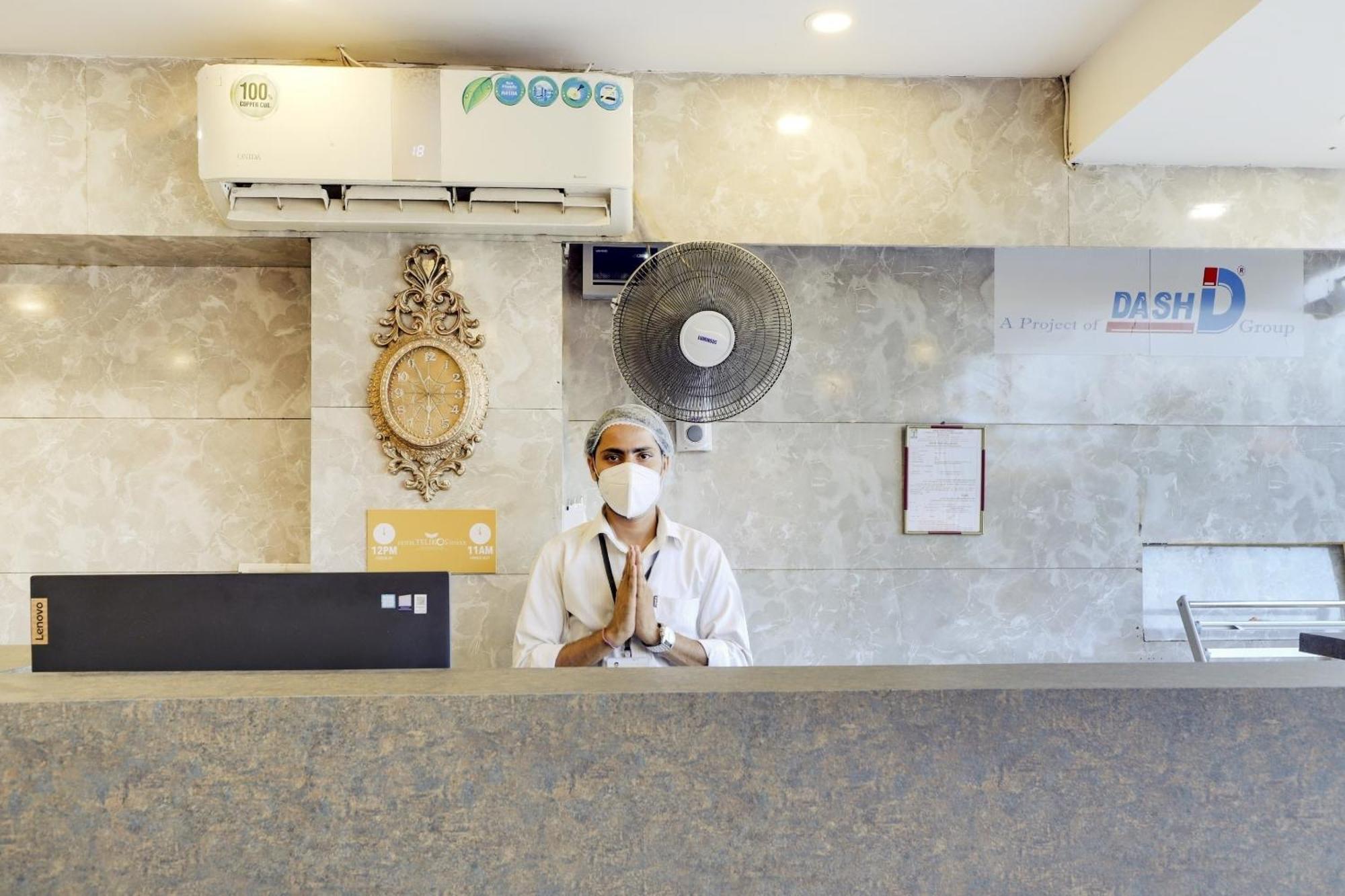 Oyo Hotel Dash Vadodara Zewnętrze zdjęcie